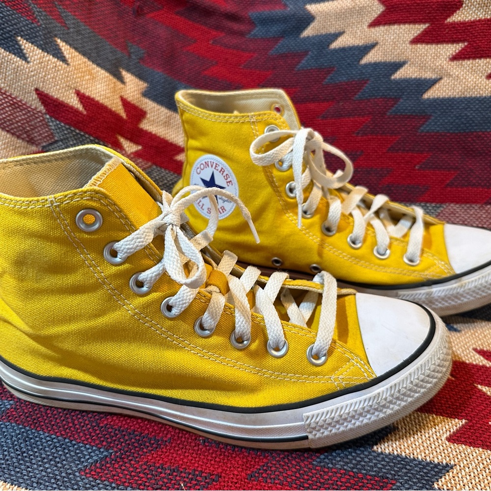 Converse All-Star Classic Yellow High-Top Sneakers men’s 7 women 9